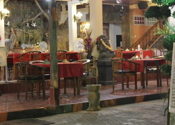 Agung And Sue Watering Hole I 2* Sanur (Bali)