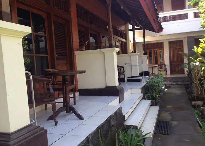 Agung And Sue Watering Hole I Guest house Sanur (Bali)